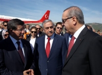 Ο Νταβούτογλου στα κατεχόμενα μετά τον σχηματισμό κυβέρνησης