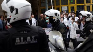 Τσίπρας για ένταση στον Ευαγγελισμό: Ήρωες χθες, σήμερα η φωνή τους ενοχλεί