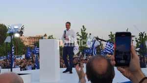 Μητσοτάκης από Θεσσαλονίκη: “Αρκετά με τους ντεμεκ πιστούς και τους ντεμεκ πατριώτες”