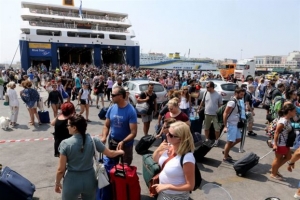 Μ’ αεροπλάνα κι όχι με βαπόρια