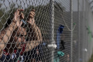Welt: «Η ΕΕ δεν δίνει τα χρήματα που υπόσχεται για τους πρόσφυγες»