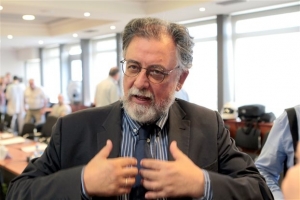 Πανούσης: Παραδίδουμε μαθήματα στην ΕΕ για τους μετανάστες