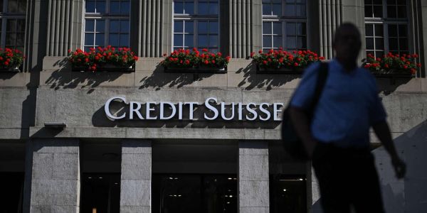 Μεγάλη «πληγή» στη φήμη της Ελβετίας η κατάρρευση της Credit Suisse