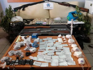 Σύλληψη 24 ατόμων για καρτέλ ναρκωτικών λατινοαμερικάνικου τύπου