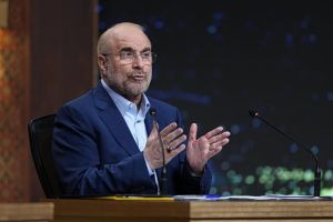 Απειλή από το Ιράν: Κλείσιμο των Στενών του Ορμούζ αν δεν αρθεί ο αποκλεισμός των ΗΠΑ