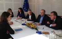 Στο πλευρό Μουζάλα ο Παπαδημούλης: Δεν είναι ώρα για παραιτήσεις