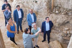 Η υπουργός Πολιτισμού Λίνα Μενδώνη «έκλεψε» την παράσταση με την ολοήμερη περιοδεία της στο ν. Κιλκίς
