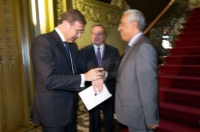 Πορτογαλία: Ο Κοέλιου προσκαλεί τους Σοσιαλιστές σε μεγάλο συνασπισμό