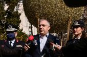 Προειδοποιεί ο Θεοδωρικάκος τους οπαδούς: Φορέστε μάσκα αλλιώς θα απαγορευτεί η είσοδος στα γήπεδα