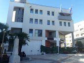 Με λεφτά του δήμου η διοίκηση Μανδαλιανού επιχειρεί να φιμώσει Φιλοζωϊκούς Συλλόγους