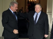 Συνάντηση Βενιζέλου-Αβραμόπουλου στο υπουργείο Εξωτερικών