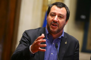 Ιταλία: «Συμμαχία με τον Μπερλουσκόνι υπό όρους» δηλώνει ο Σαλβίνι