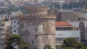 Θεσσαλονίκη: Γιατί θα “κοκκινίσει” αύριο ο Λευκός Πύργος
