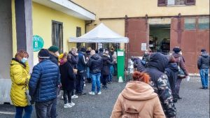 Ρημάζει την Ιταλία η Όμικρον: 170.844 κρούσματα και 259 θάνατοι το τελευταίο 24ωρο