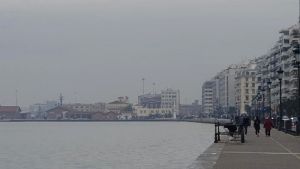 Καιρικές συνθήκες στη Μακεδονία και Θράκη: Αναμένονται βροχές και καταιγίδες