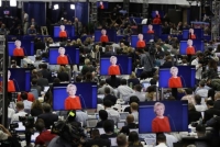 Τα σημεία υπεροχής της Χίλαρι έναντι του Τραμπ σε ζωντανή μετάδοση