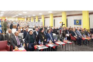 Εγκαίνια στη ΛΑΦ της έκθεσης ιστορικών στρατιωτικών φωτογραφιών του Κυριάκου Λάρκου