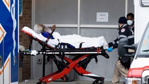 Καλπάζει η «Δέλτα» στις ΗΠΑ: 100.000 κρούσματα τη μέρα κατά μέσο όρο – «Μου τελειώνουν οι κλίνες ΜΕΘ», λέει κυβερνήτης