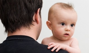 Σουηδία: Και τρίτος μήνας γονικής άδειας με αποδοχές στους πατέρες