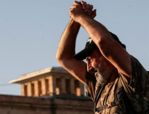 Αρμενία: Ο ηγέτης της αντιπολίτευσης Πασινιάν εξελέγη Πρωθυπουργός
