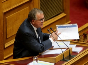 Μουζάλας: Προχωράμε σε διακριτική αποσυμφόρηση των νησιών που δοκιμάζονται