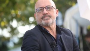 Ρομπέρτο Τσινγκολάνι – Ιταλία: Το ηλεκτρικό ρεύμα θα αυξηθεί κατά 40% το επόμενο τρίμηνο