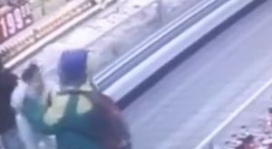 Νότια Αφρική: Γυναίκα άρπαξε βρέφος από καρότσι σούπερ μάρκετ