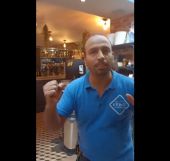 Κύμα αντιδράσεων στη Γαλλία για διευθυντή εστιατορίου που έδιωξε Ουκρανές φωνάζοντας «Ζήτω ο Πούτιν» (vid)