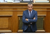 O Στ.Θεοδωράκης πετάει το γάντι στη Φ. Γεννηματά για την ηλεκτρονική ψηφοφορία