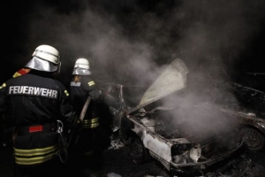 Γαλλία: Πάνω από 900 αυτοκίνητα πυρπολήθηκαν την παραμονή της Πρωτοχρονιάς