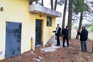 Ο Κώστας Σιωνίδης παρέλαβε το παλιό και αναξιοποίητο(!) αναψυκτήριο στον Αξιό