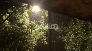 Θεσσαλονίκη: «Άστραψε και βρόντηξε» – Καταρρακτώδης βροχή έπληξε την πόλη (pics&amp;vid)
