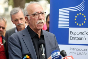 Συνάντηση Βίτσα με τούρκο πρέσβη για το προσφυγικό