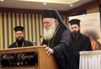 Ιερώνυμος: Ανάχωμα ο κλήρος στην αλλοίωση της κοινωνίας, στην υποτίμηση των παραδόσεων