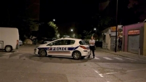 Οκτώ τραυματίες από πυροβολισμούς έξω από τέμενος στην Αβινιόν
