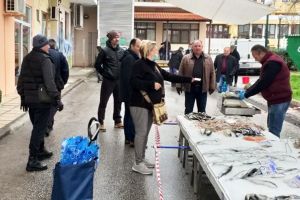 Επιτόπιος έλεγχος στη λαϊκή αγορά Κιλκίς από το δήμαρχο Δημήτρη Κυριακίδη και στελέχη του