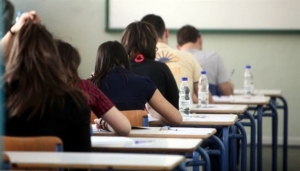Σε αντίστροφη μέτρηση για τις πανελλαδικές εξετάσεις