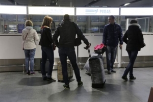 Στην Αίγυπτο παραμένουν εγκλωβισμένοι 80.000 ρώσοι τουρίστες