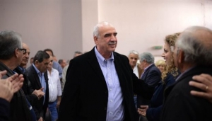 Με ανοιχτές πληγές η ΝΔ πορεύεται στην τελική ευθεία για τις κάλπες