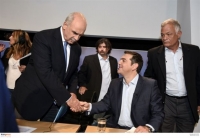 Μάχη εξουσίας για κυβέρνηση συνεργασίας...