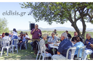 Ο Πολιτιστικός Διβούνου τίμησε την Τρίτη Ηλικία και τον X. Βαπορίδη
