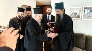 Συνομιλία Δανιήλ και Βαρθολομαίου για τους πνευματικούς δεσμούς στη Θεσσαλονίκη