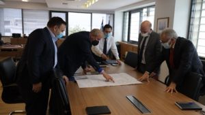 Συνάντηση υπουργού Μετανάστευσης με τον δήμαρχο Καβάλας