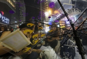 Κίνα: Πέπλο λογοκρισίας σε Ιντερνετ-ΜΜΕ για τις ταραχές στο Χονγκ Κονγκ