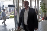 Θέλει να χτίσει προφίλ πρωθυπουργού