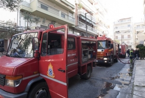 Σώα απεγλωβίστηκαν τα παιδιά προσφύγων από διαμέρισμα του Νέου Κόσμου