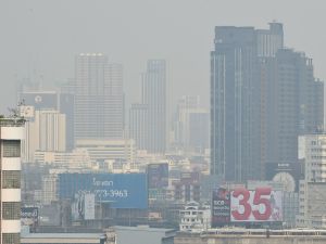 Ταϊλάνδη: Τοξική αιθαλομίχλη έχει στείλει 2,4 εκατομμύρια ανθρώπους στο νοσοκομείο