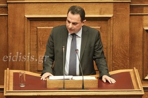 Εμπρηστικός Βελόπουλος στη Βουλή. Τον έβαλε στη θέση του ο Γεωργαντάς