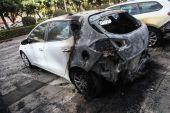 Καλαμαριά: Αναστάτωση από φωτιά σε αυτοκίνητα – Ξύπνησαν από τις εκρήξεις οι κάτοικοι (ΒΙΝΤΕΟ)