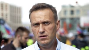 Ναβάλνι: Επρόκειτο να απελευθερωθεί «γι’ αυτό τον δολοφόνησε ο Πούτιν»